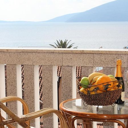 Tazex Apartments Herceg Novi Eksteriør billede