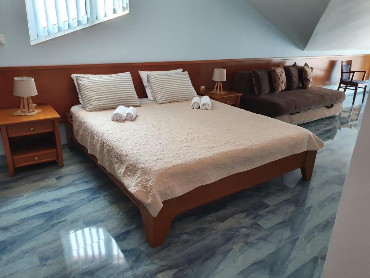 Tazex Apartments Herceg Novi Eksteriør billede