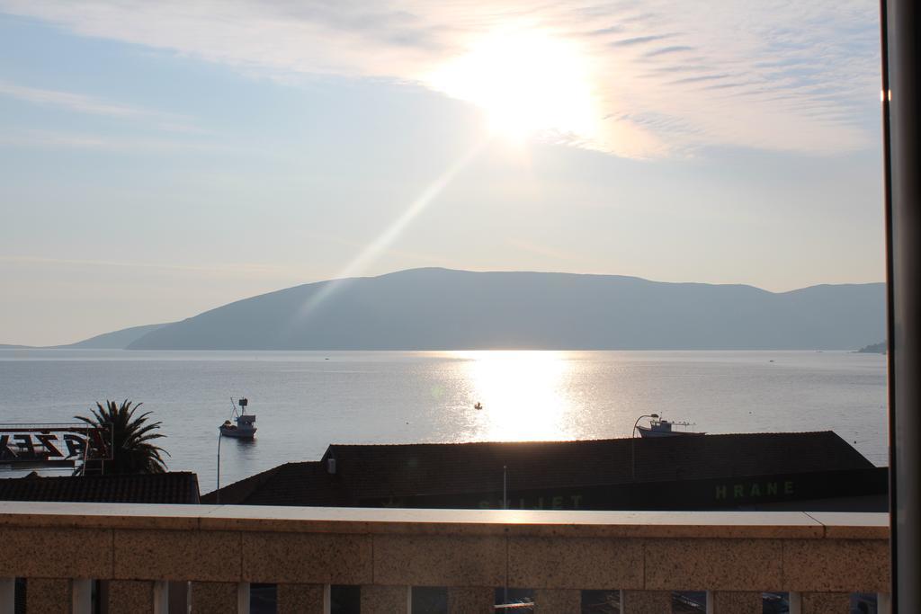 Tazex Apartments Herceg Novi Eksteriør billede