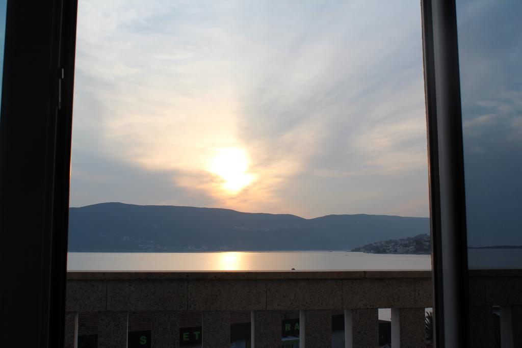 Tazex Apartments Herceg Novi Eksteriør billede